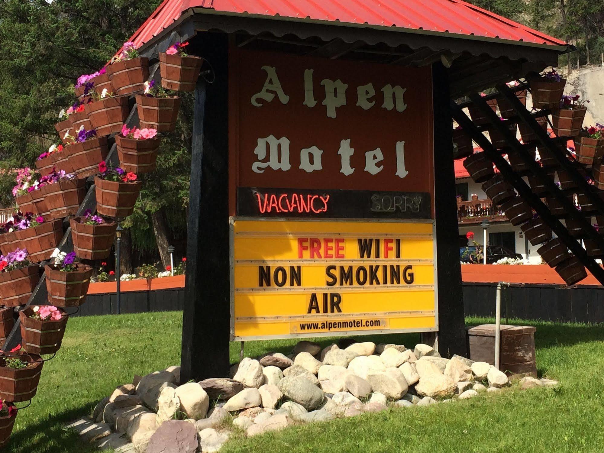Alpen Motel Radium Hot Springs Esterno foto